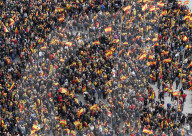 NEWS - Zehntausende Spanier demonstrieren gegen die sozialistische Minderheitsregierung