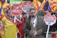 NEWS - Zehntausende Spanier demonstrieren gegen die sozialistische Minderheitsregierung