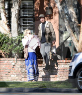 EXKLUSIV - Kate Hudson und Danny Fujikawa mit Baby Rani in Santa Monica unterwegs