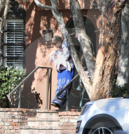 EXKLUSIV - Kate Hudson und Danny Fujikawa mit Baby Rani in Santa Monica unterwegs
