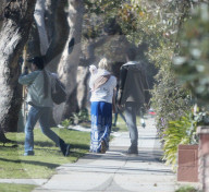 EXKLUSIV - Kate Hudson und Danny Fujikawa mit Baby Rani in Santa Monica unterwegs