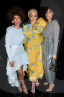 PEOPLE - Promis bei der Marc Jacobs Modenschau in New York