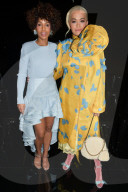 PEOPLE - Promis bei der Marc Jacobs Modenschau in New York