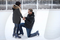 FEATURE - Zum Valentinstag gab es einen Hochzeitsantrag am Rockefeller Center 