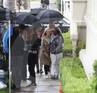 EXKLUSIV - Reese Witherspoon auf dem Set von Jennifer Anistons neuer TV Show