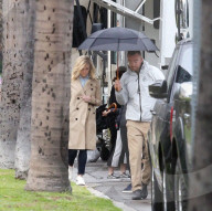 EXKLUSIV - Reese Witherspoon auf dem Set von Jennifer Anistons neuer TV Show
