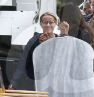 EXKLUSIV - Reese Witherspoon auf dem Set von Jennifer Anistons neuer TV Show