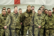 PEOPLE - Prinz Harry besucht britische Truppen beim Manöver Clockwork in Norwegen (weitere Bilder)