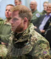 PEOPLE - Prinz Harry besucht britische Truppen beim Manöver Clockwork in Norwegen (weitere Bilder)