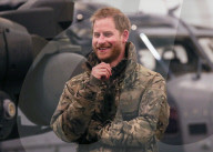 PEOPLE - Prinz Harry besucht britische Truppen beim Manöver Clockwork in Norwegen (weitere Bilder)