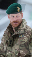 PEOPLE - Prinz Harry besucht britische Truppen beim Manöver Clockwork in Norwegen (weitere Bilder)