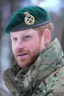 PEOPLE - Prinz Harry besucht britische Truppen beim Manöver Clockwork in Norwegen (weitere Bilder)