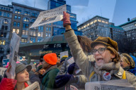 NEWS - Proteste gegen Trumps Notstandserklärung in New York