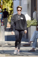 PEOPLE - Kristen Stewart und Freundin holen sich einen gesunden Saft