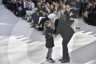 PEOPLE - Karl Lagerfeld und sein Patensohn Hudson Kroenig (Archiv)