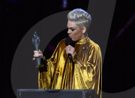 PEOPLE - Brit Awards: Ehrenpreis für Pink