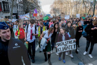 NEWS - Greta Thunberg an Klima-Demo in Brüssel