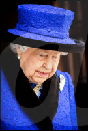 PEOPLE - Die Queen an Gottesdienst in der Guards Chapel