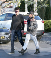 PEOPLE - Nicollette Sheridan turtelt mit neuem Freund in Malibu