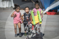 NEWS - Mexico: Migranten an der Grenze zu USA