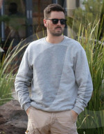 PEOPLE - Scott Disick fasst sich an den Hintern