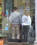 PEOPLE - Scott Disick fasst sich an den Hintern