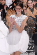 PEOPLE - Chanel-Modeschau: Models in Tränen