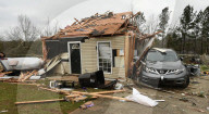 NEWS - USA: Verwüstungen nach Tornado in Alabama