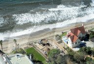 PEOPLE - Anthony Hopkins Villa in Malibu steht gefŠhrlich nah am Abgrund