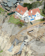 PEOPLE - Anthony Hopkins Villa in Malibu steht gefŠhrlich nah am Abgrund