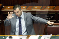 NEWS - Rom: Matteo Salvini gestikuliert im Parlament