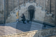 FEATURE -  Love on the Top: Heiratsantrag auf dem Dach der Kathedrale von Rochester