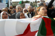 NEWS - Algerien: Anwälte gehen gegen Bouteflika auf die Strasse
