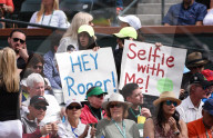 PEOPLE - Tennis: Mirka Federer und die Kinder auf der Tribüne in Indian Wells