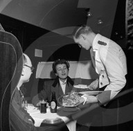 FEATURE - Zugnostalgie: 1952 im Nachtzug von London nach Paris