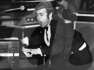 PEOPLE - Elton John, the Northcliffe Collection
