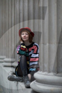 Elf Lyons