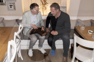 PEOPLE - Ralph Moellers Füsse passen nicht ins Til Schweigers neue Schuhkollektion