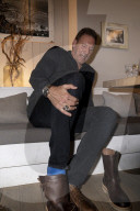 PEOPLE - Ralph Moellers Füsse passen nicht ins Til Schweigers neue Schuhkollektion