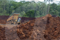 NEWS - Rohstoff immer gefragter: Nickel-Mine in Indonesien