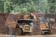 NEWS - Rohstoff immer gefragter: Nickel-Mine in Indonesien