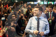 NEWS - Ukraine: Komiker Selenski führt klar bei Präsidentenwahl