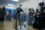 NEWS - Ukraine: Komiker Selenski führt klar bei Präsidentenwahl