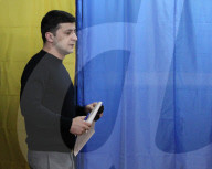 NEWS - Ukraine: Komiker Selenski fÃ¼hrt klar bei PrÃ¤sidentenwahl