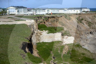 FEATURE - Sechs Meter vor dem Abgrund: Wohnwagen und Hütten im Longbeach Leisure Park