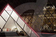 FEATURE - Einmalig: Übernachten im Louvre