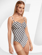 PEOPLE - Rosie Huntington Whiteley präsentiert ihre eigene Bademoden-Kollektion
