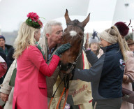 Tiger Roll  wins Grand National