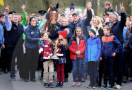 Tiger Roll  wins Grand National