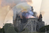NEWS - Notre-Dame in Paris steht in Flammen (weitere Bilder)